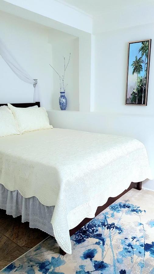 The Suite Spot Apartment - Private Paradise Stay Soufriere Exterior photo